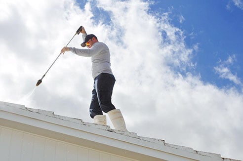 roof cleaning services austin experts